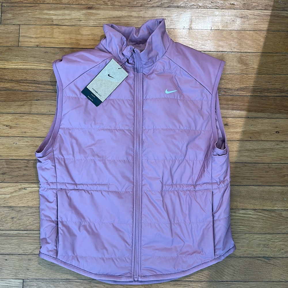 Nike Women’s Therma-Fit vest small